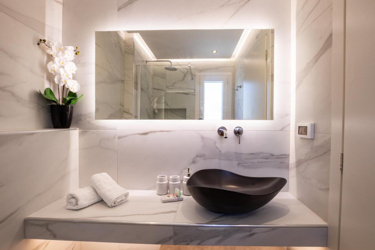 Aronia Luxury Apartments Karpathos Buitenkant foto